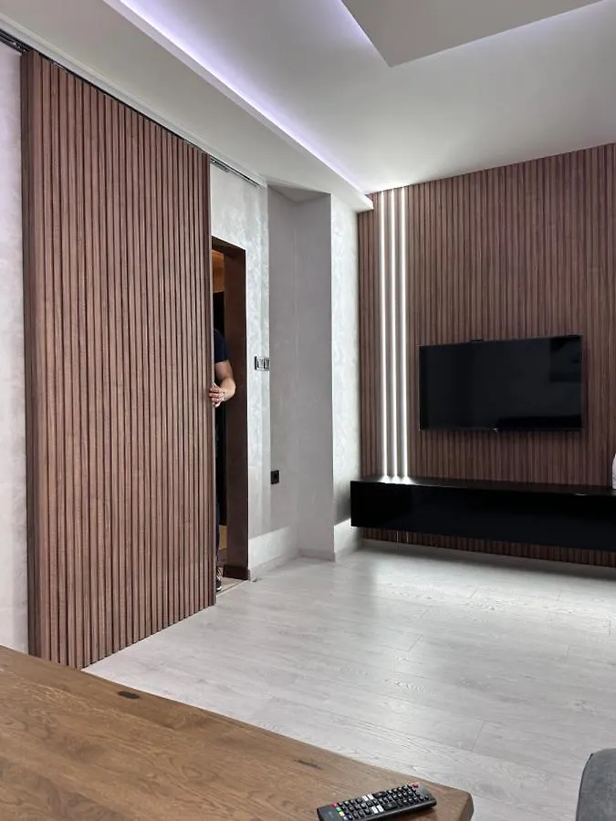 Елегантен Двустаен Апартамент Four Seasons 布尔加斯