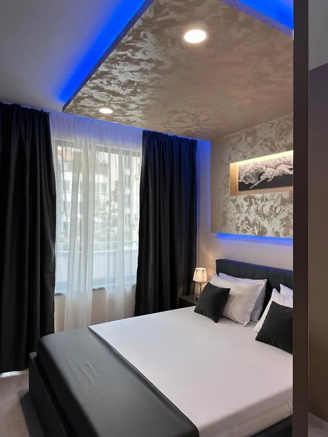 Елегантен Двустаен Апартамент Four Seasons 布尔加斯 公寓